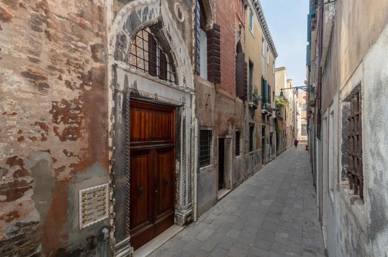 Palazzo Dolfin - Piazza San Marco Lovely Apartment Βενετία Εξωτερικό φωτογραφία